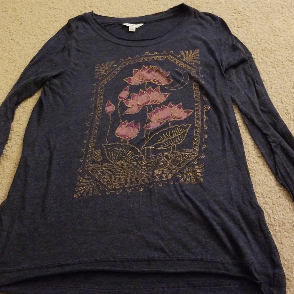 Lucky lotus long sleeve top